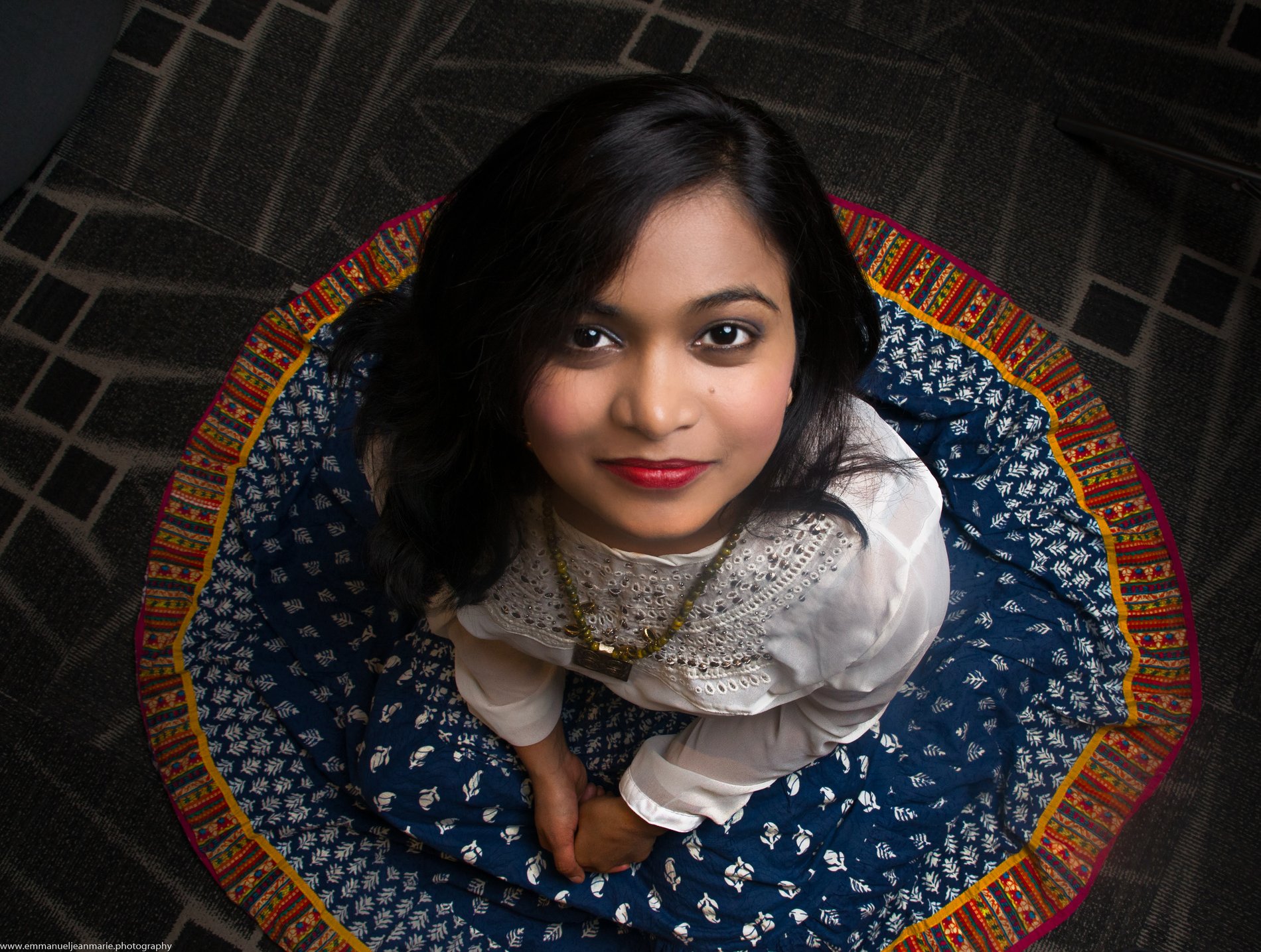 An editorial portrait framed in pattern and color, Perfectionshoots Colorado portrait photography