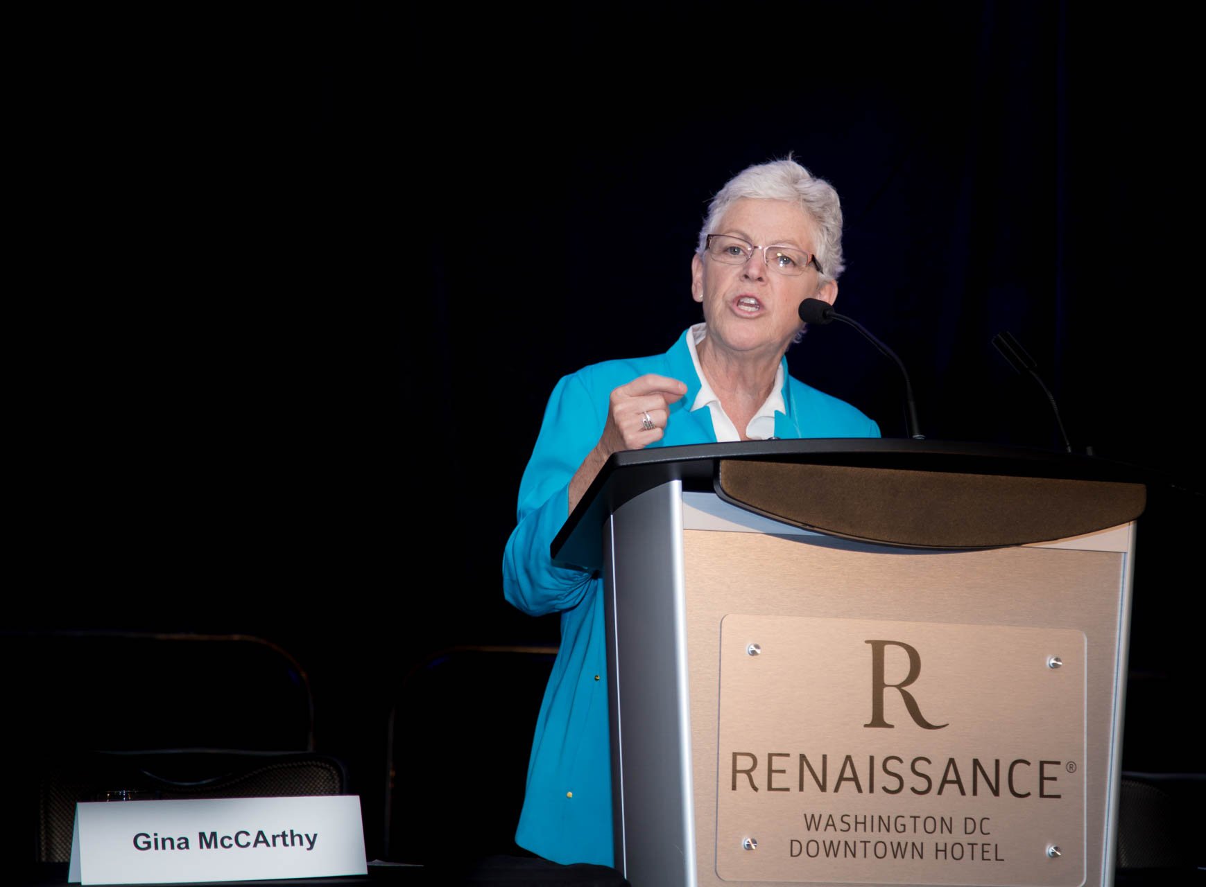 A distinguished keynote documented by Perfectionshoots