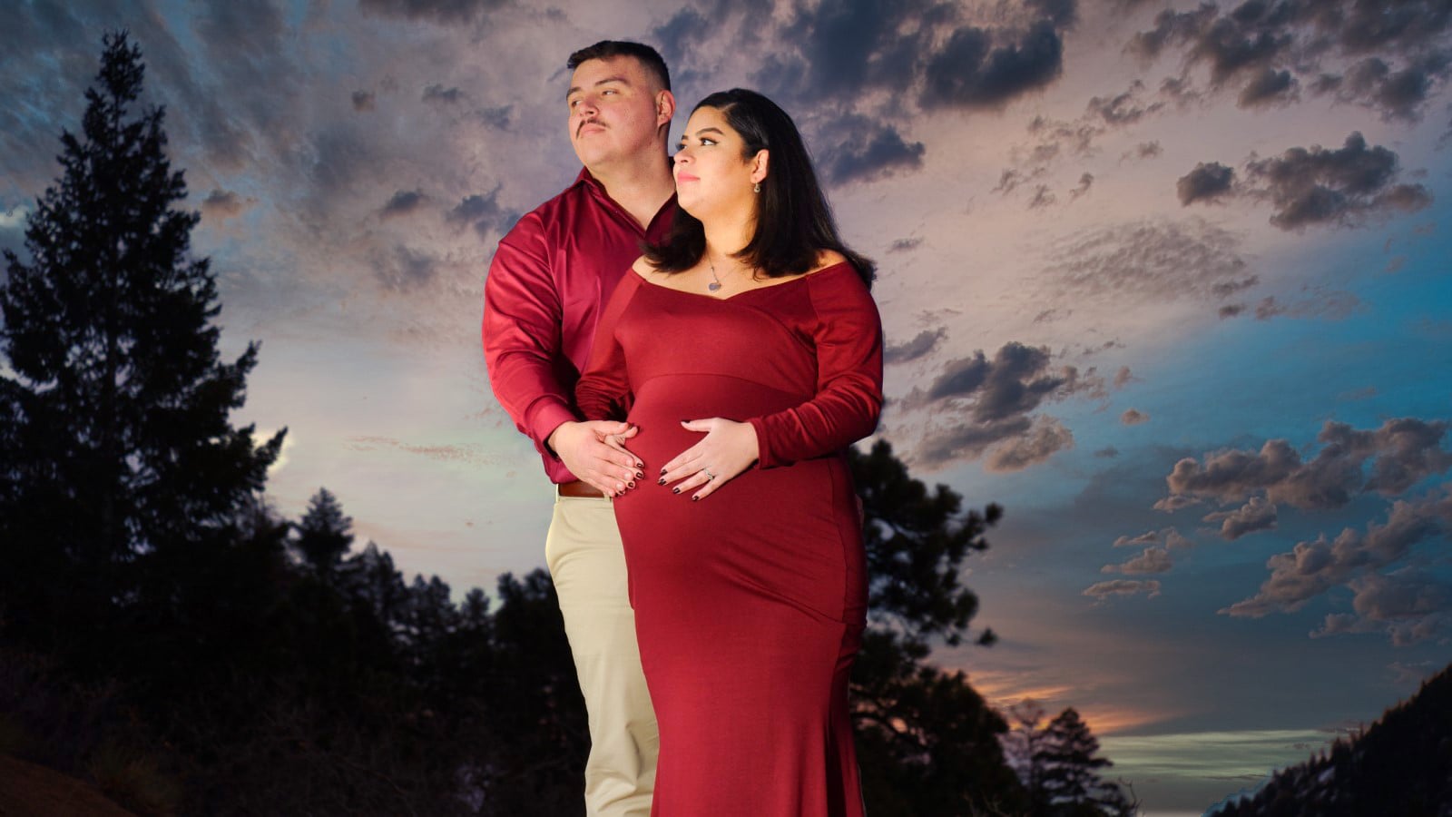 A maternity portrait at sunset, Perfectionshoots Colorado photography and cinematic film