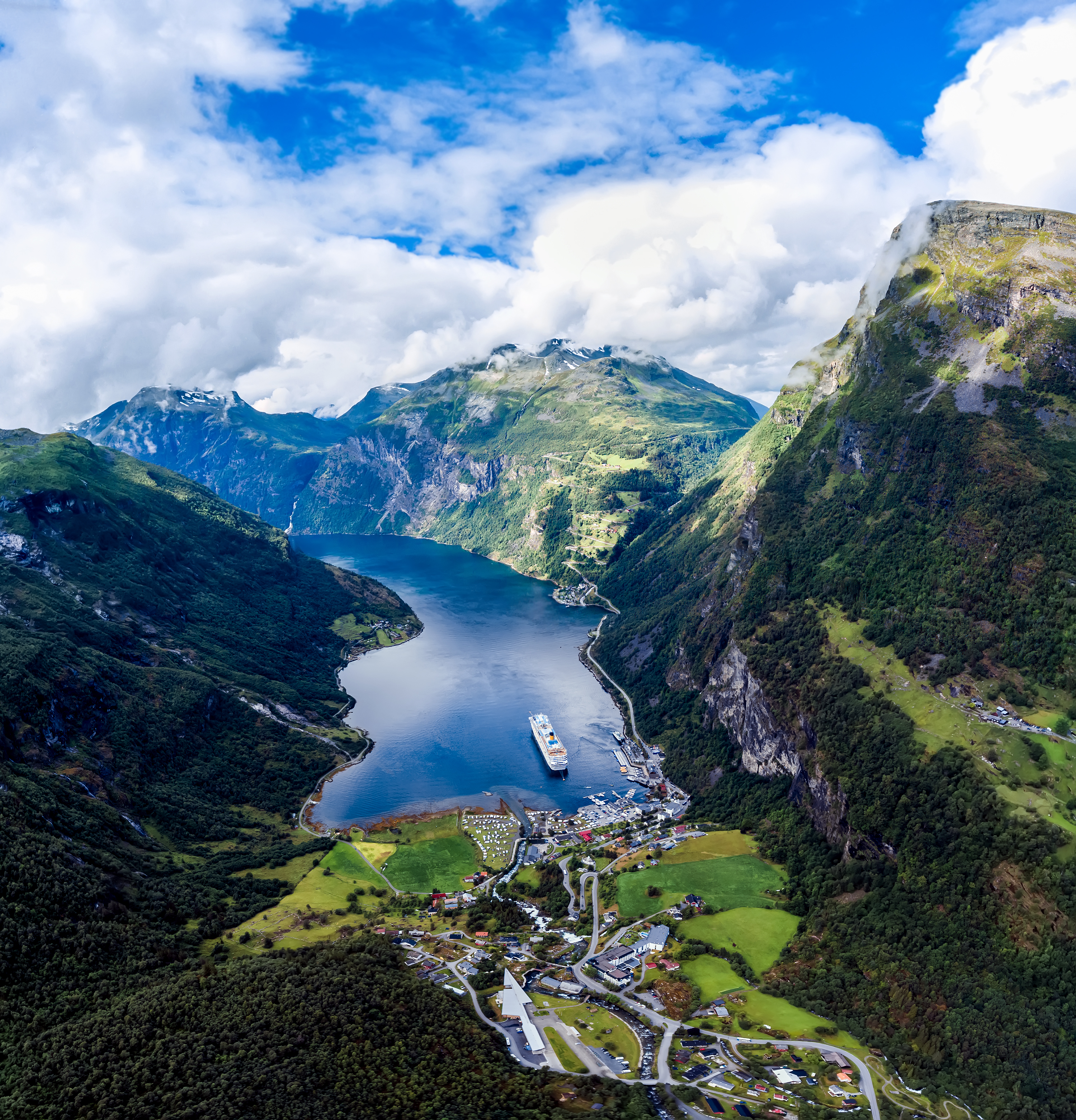 Perfectionshoots aerial cinematography